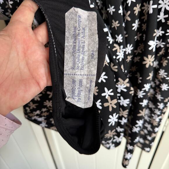 Croft & Barrow Womens Swimsuit Sz 18W Black White‎ Tan Tummy Slimming NEW - Picture 7 of 8